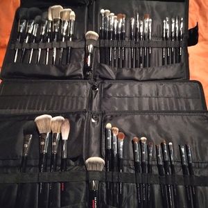 SEPHORA BRUSHES 25PC SET & duplicates. You can Buy just set or all, make offer!!